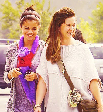 Selena Gomez, Mandy Teefey Selena Gomez, Mandy Teefey